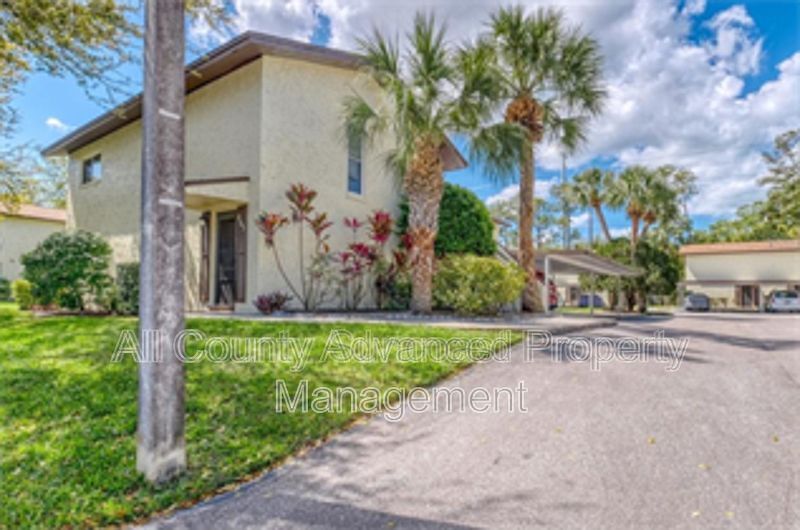 Primary Photo - 501 E Bay Dr