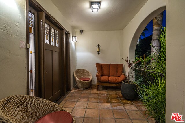 Building Photo - 3724 Dixie Canyon Ave