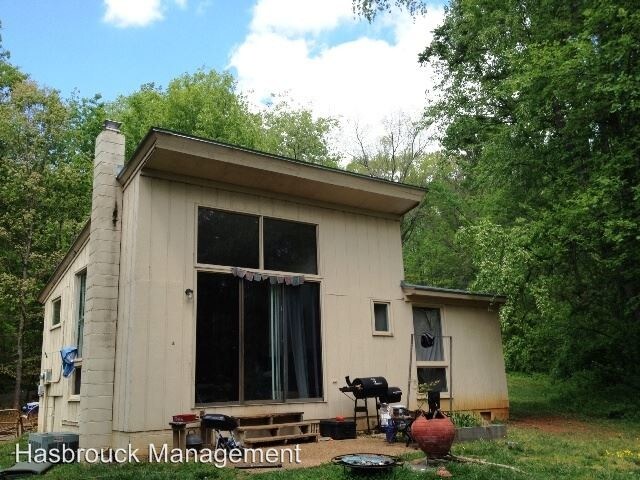 Primary Photo - 1461 Shepards Hill Pl