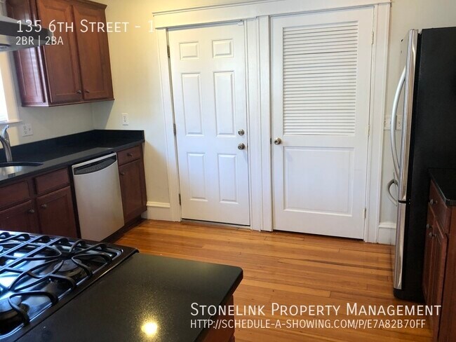 Building Photo - 135 6th Street