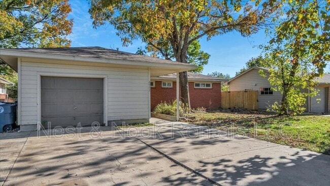 Foto del edificio - 2923 S Irvington Ave