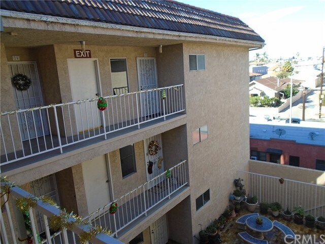 Foto del edificio - 1311 S Grand Ave