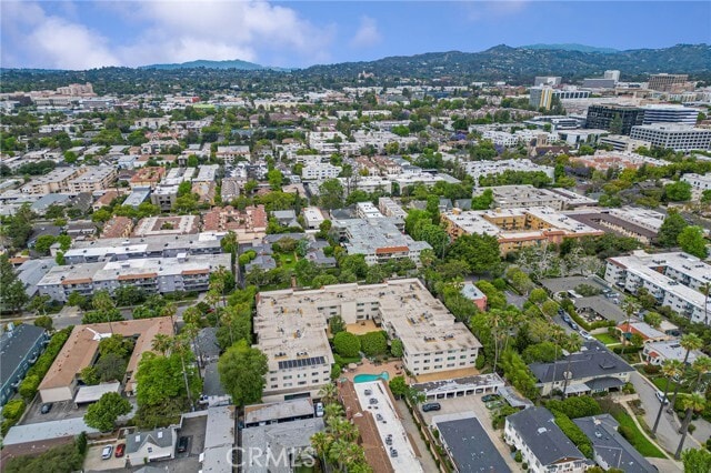 Building Photo - 420 S Madison Ave