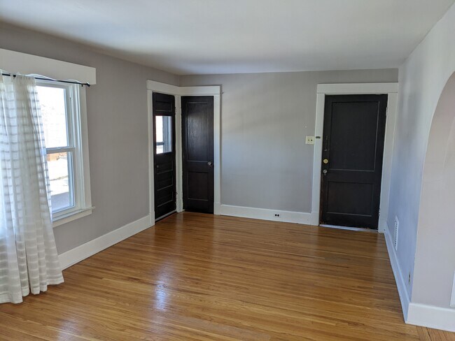 Living Room - 174 Ramsdell Ave