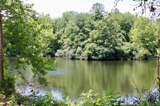 Foto del edificio - 1680 Tabortown St