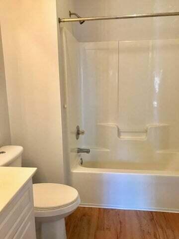 Foto del edificio - 302 Beech Ln
