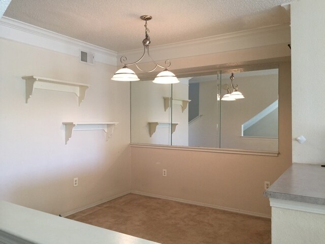 Foto del edificio - Superior townhome