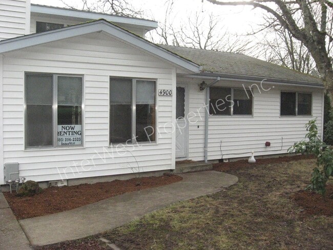 Photo - 3 Bed 2 Bath Beaverton Home with big backyard, storage shed, A/C and fireplace!!
