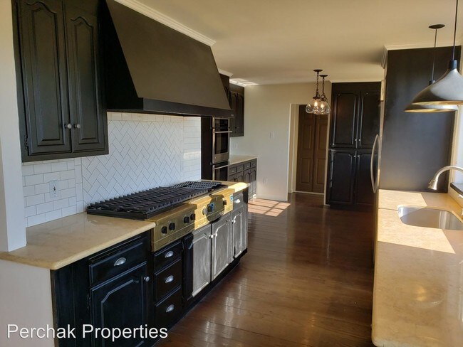 Foto del edificio - 5 br, 5 bath House - 3500 Calandria Ave