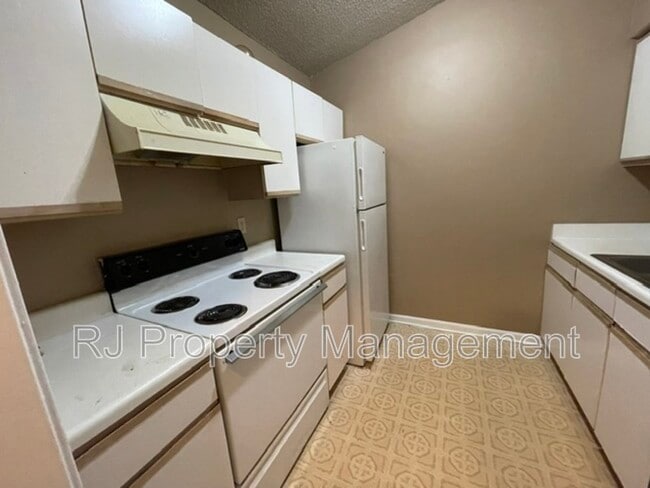Foto del edificio - 3609 Mynders Ave