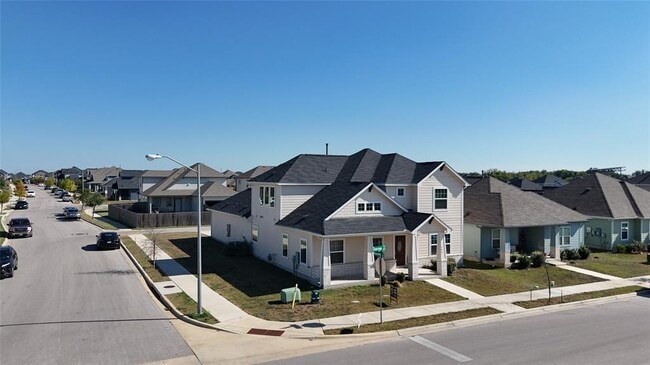 Building Photo - 200 Oldbridge Dr