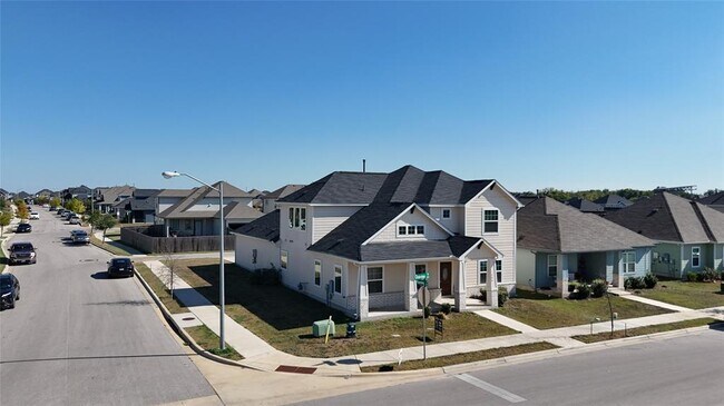 Foto del edificio - 200 Oldbridge Dr