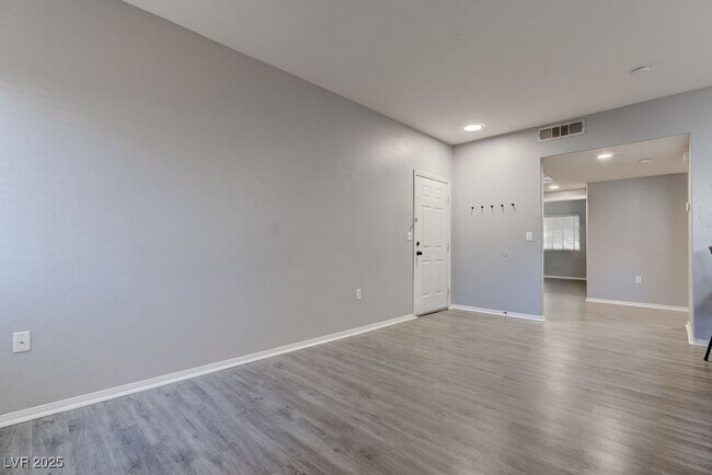 Foto del edificio - 855 N Stephanie St