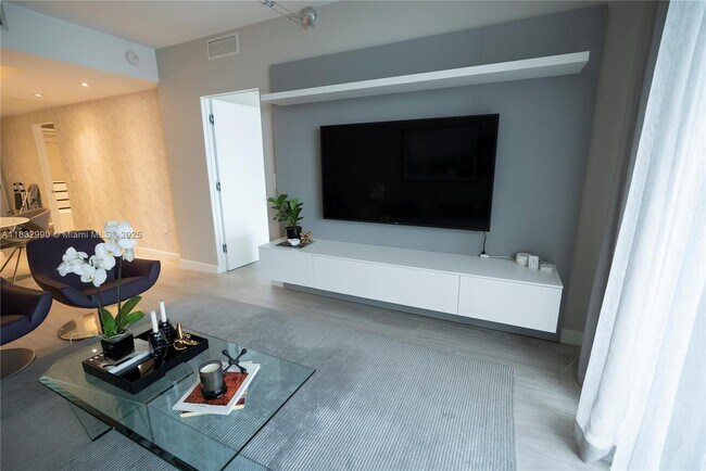 Foto del edificio - 45 SW 9th St