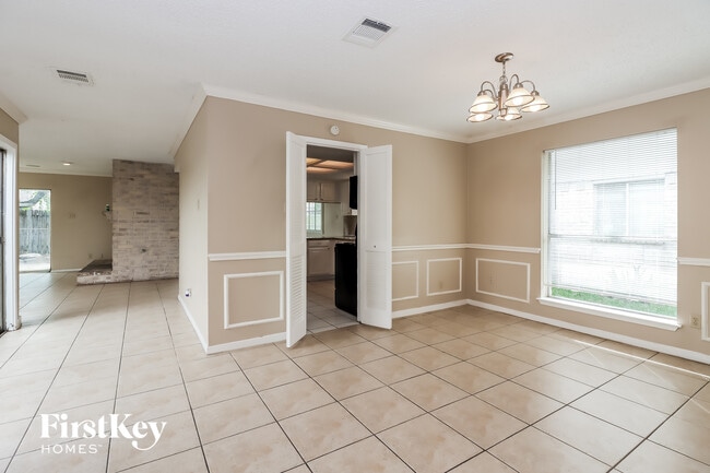 Building Photo - 7431 Navidad Rd