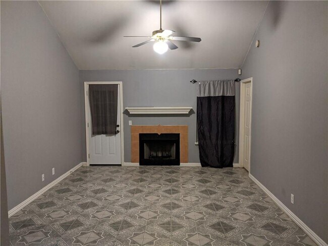 Building Photo - 5509 China Berry Rd