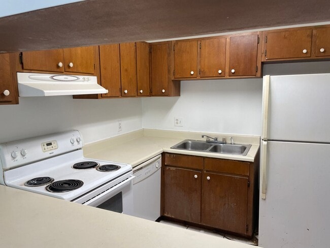 Photo - 2 bed 2 bath townhome on Orange Ave