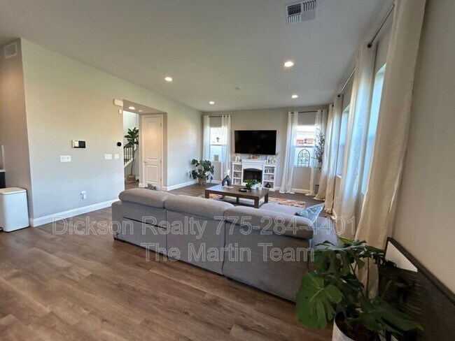 Building Photo - 7816 Boulder Falls Dr
