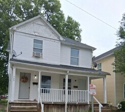 Building Photo - 300-302 Nassau St