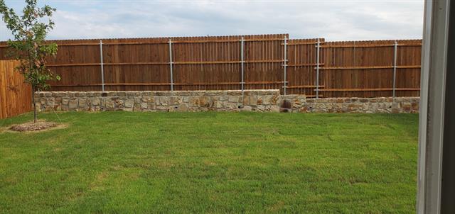 Building Photo - 709 Peach Tree Ln