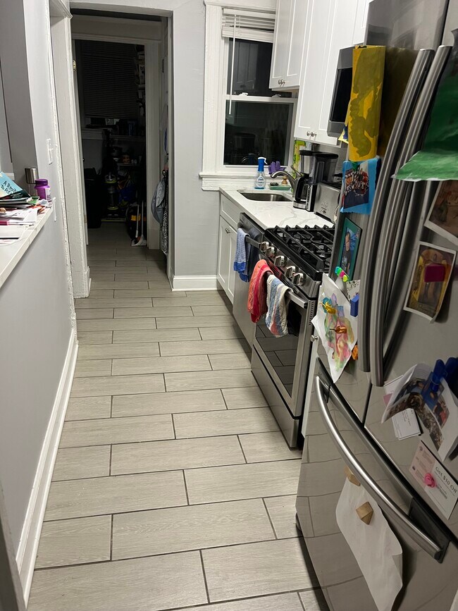 Foto del edificio - 608 Madison St NW