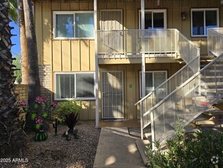 Building Photo - 90 W Yavapai St