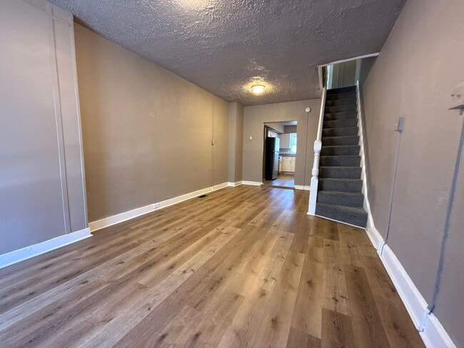 Building Photo - Two Bedroom House In Baltimore City