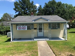 Building Photo - 1117 Cypress St