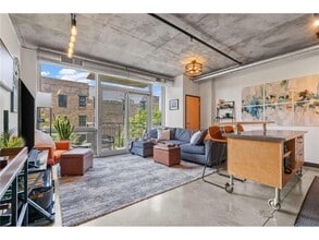 Building Photo - 730 N 4th St