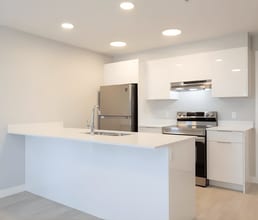 Building Photo - Crown Isle Boulevard