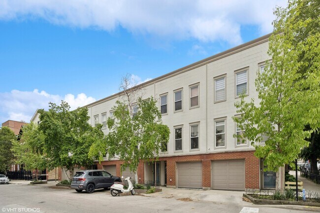 Foto del edificio - 1751 W Julian St