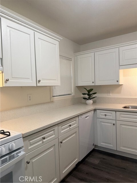 Building Photo - 11286 San Mateo Dr