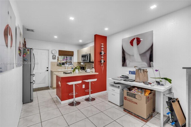 Foto del edificio - 2860 W 80th St