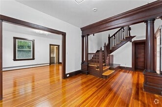 Building Photo - 335 Blackstone St