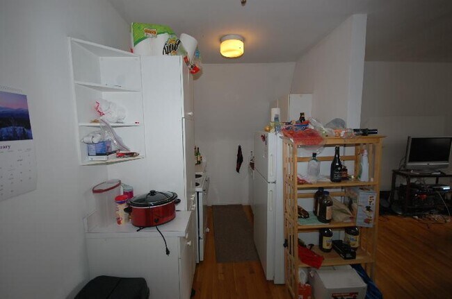 Building Photo - 168 Northampton St