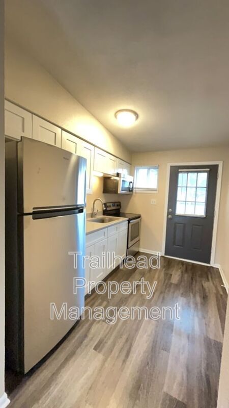 Foto del edificio - 4214 Lloyd St