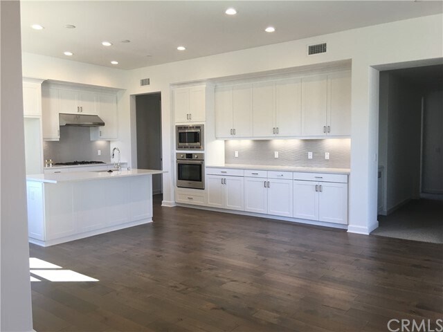 Foto del edificio - 148 Follyhatch