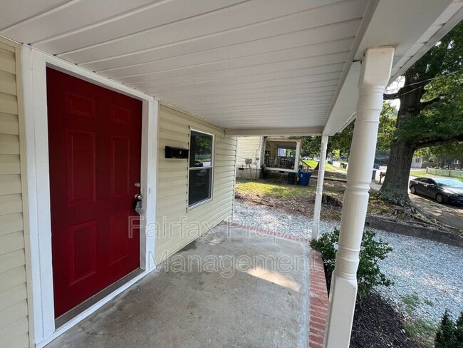 Photo - 2609 Ashe St Apartment