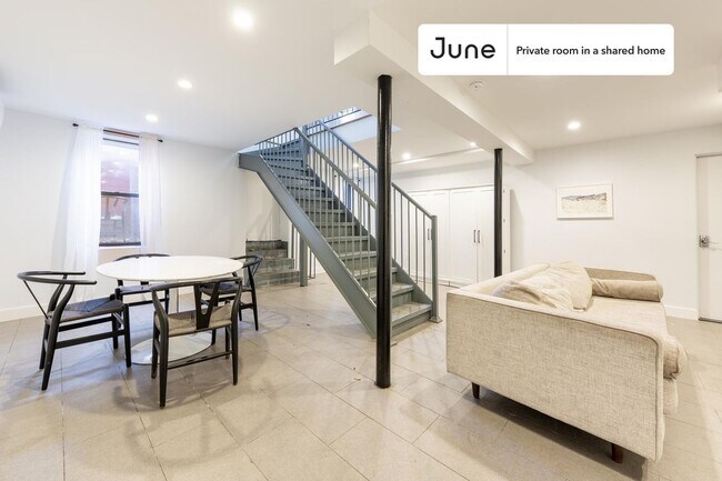 Foto del edificio - Room in Shared 4 bed/2 bath home