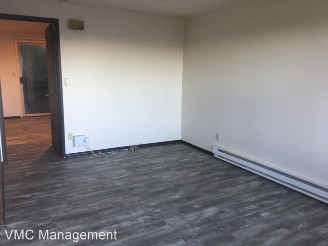 Foto del edificio - 6616-6630 202nd St SW