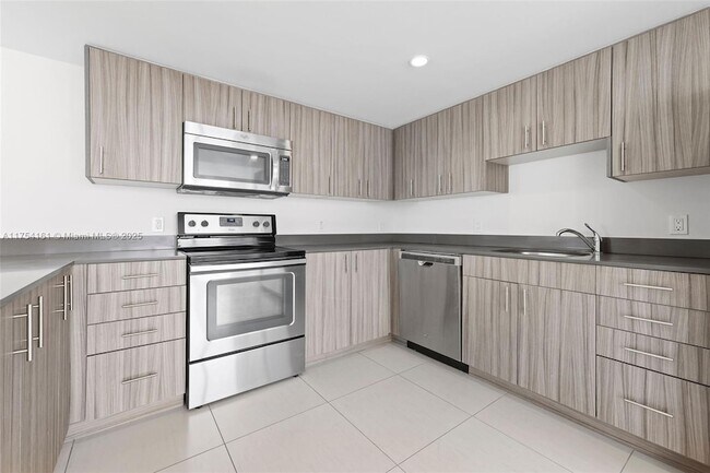 Foto del edificio - 910 West Ave