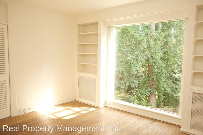 Building Photo - 7 br, 3.5 bath House - 110 Maywood Ln