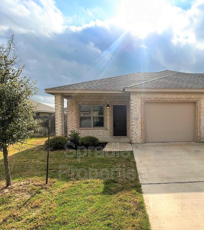 215B Andy Ln, Temple, TX 76502 Condo for Rent in Temple, TX