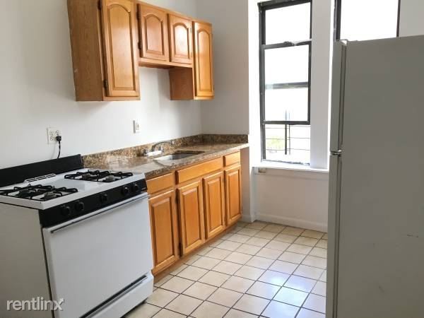 Foto del edificio - 3099 12th St