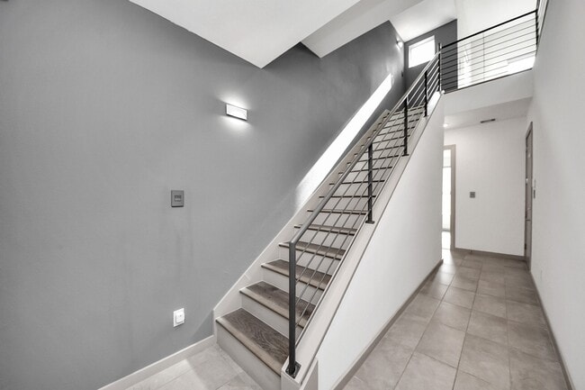 Foto del edificio - 2302 Johnson St