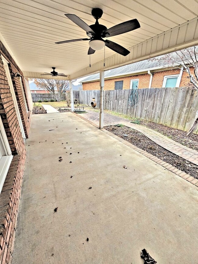 Building Photo - HOUSE FOR RENT - DECATUR SE