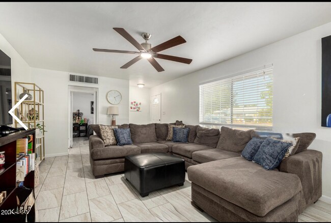 Foto del edificio - 7320 N 17th Ave