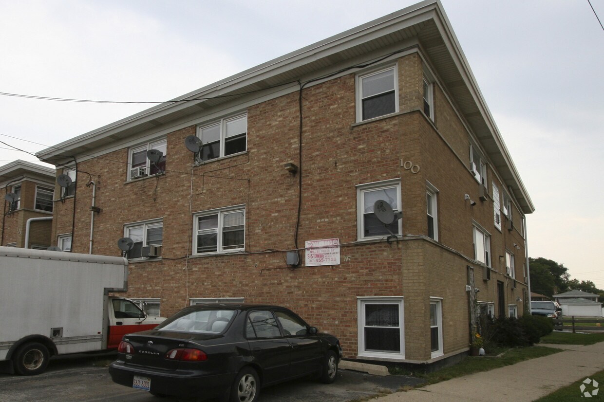 Building Photo - 100-104 N 13th Ave