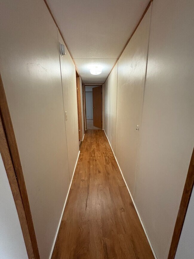Foto del edificio - Spacious three bedroom, two bath singlewid...