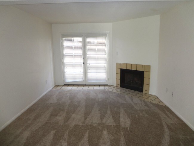 Foto del edificio - 1738 Hornblend St